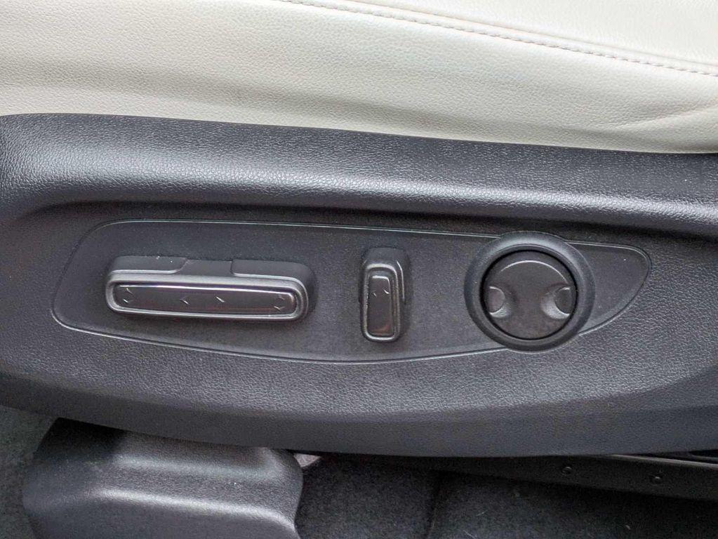 used 2023 Honda CR-V car, priced at $33,786