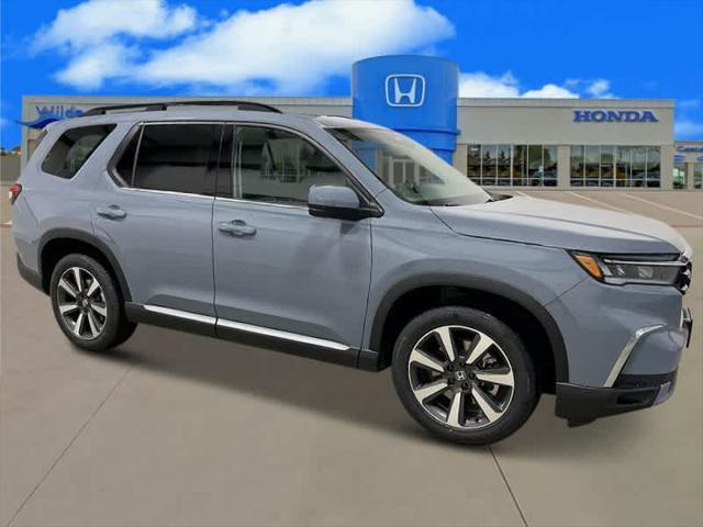 new 2025 Honda Pilot car, priced at $48,008