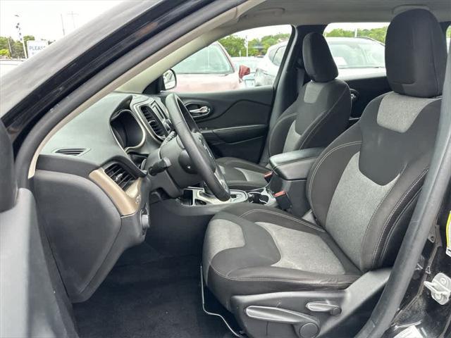 used 2016 Jeep Cherokee car, priced at $12,586