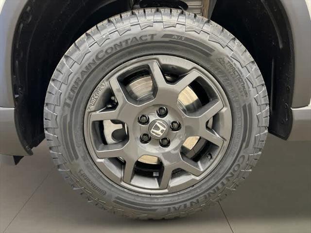 new 2025 Honda Pilot car, priced at $48,564