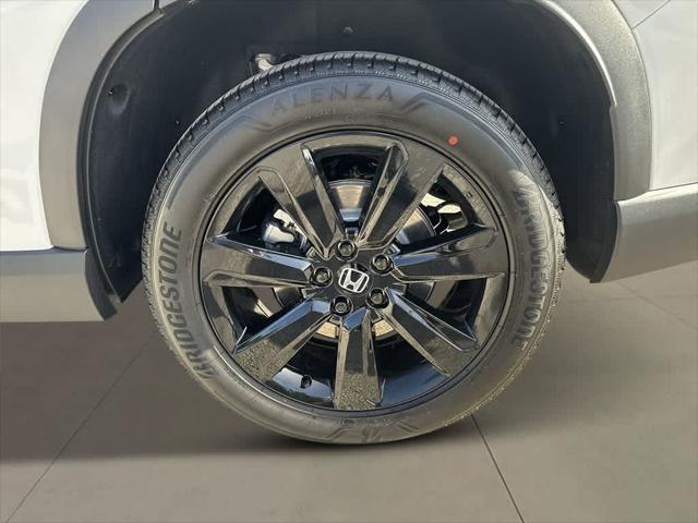 new 2025 Honda Pilot car, priced at $55,985