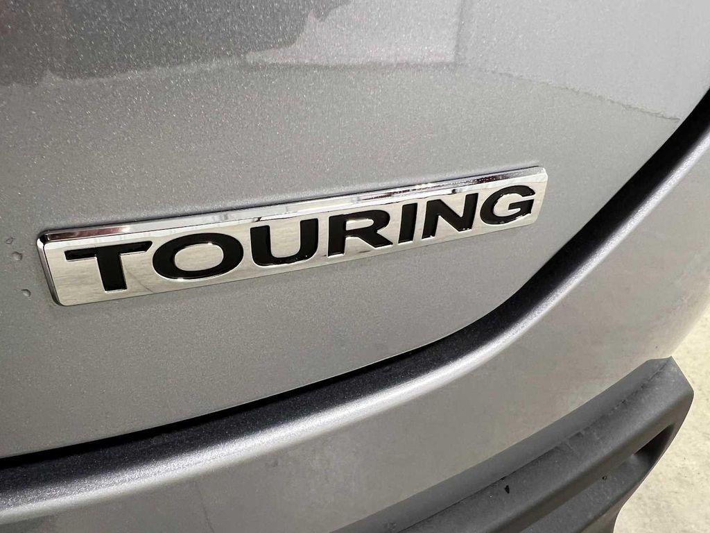 new 2025 Honda Pilot car, priced at $47,876