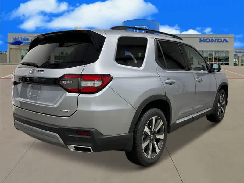 new 2025 Honda Pilot car, priced at $47,876