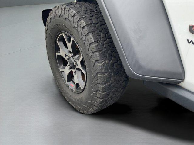 used 2018 Jeep Wrangler Unlimited car, priced at $27,995