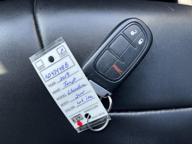 used 2019 Jeep Cherokee car, priced at $17,995