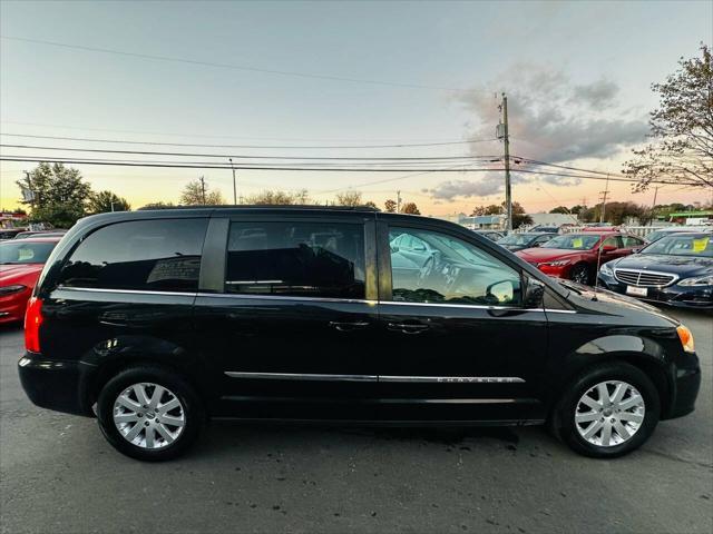 used 2016 Chrysler Town & Country car, priced at $7,490