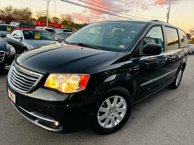 used 2016 Chrysler Town & Country car, priced at $7,490