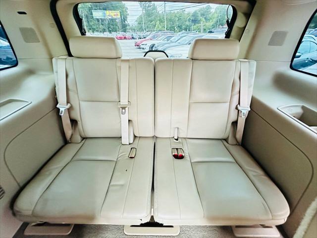 used 2009 Cadillac Escalade car, priced at $7,990