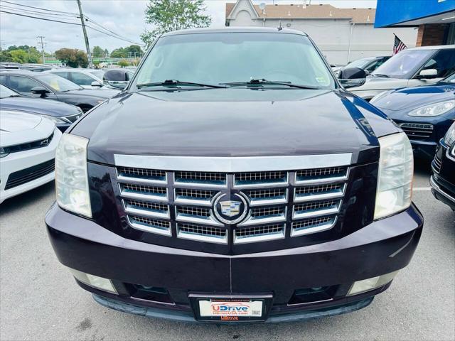 used 2009 Cadillac Escalade car, priced at $7,990