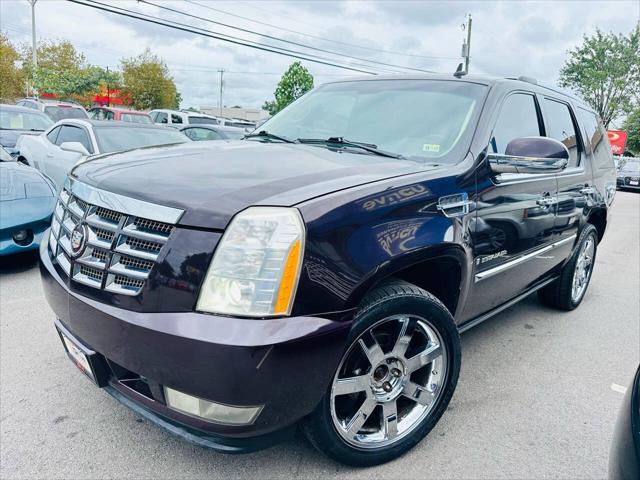 used 2009 Cadillac Escalade car, priced at $7,990