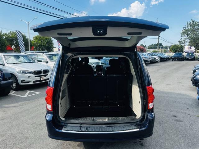 used 2014 Dodge Grand Caravan car, priced at $6,990