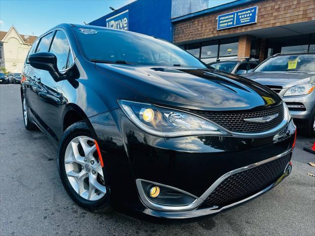 used 2017 Chrysler Pacifica car, priced at $12,990