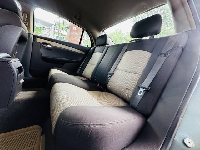 used 2009 Chevrolet Malibu Hybrid car, priced at $4,490