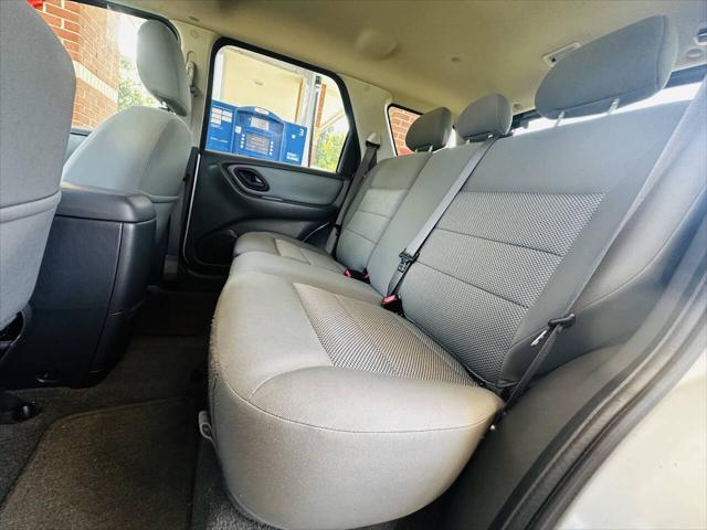 used 2006 Ford Escape car, priced at $5,990