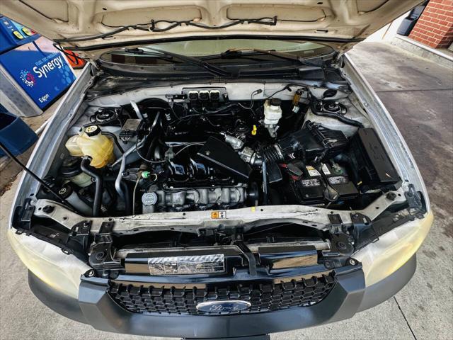 used 2006 Ford Escape car, priced at $5,990
