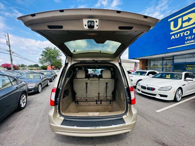 used 2013 Chrysler Town & Country car, priced at $5,990