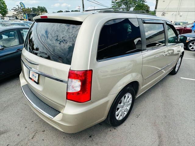 used 2013 Chrysler Town & Country car, priced at $5,990