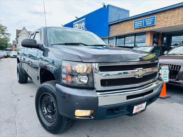 used 2011 Chevrolet Silverado 1500 car, priced at $11,990