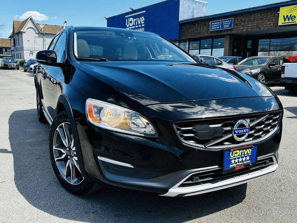 used 2015 Volvo V60 Cross Country car, priced at $9,990