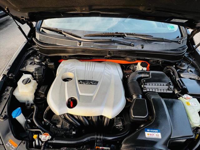 used 2014 Hyundai Sonata Hybrid car, priced at $6,990