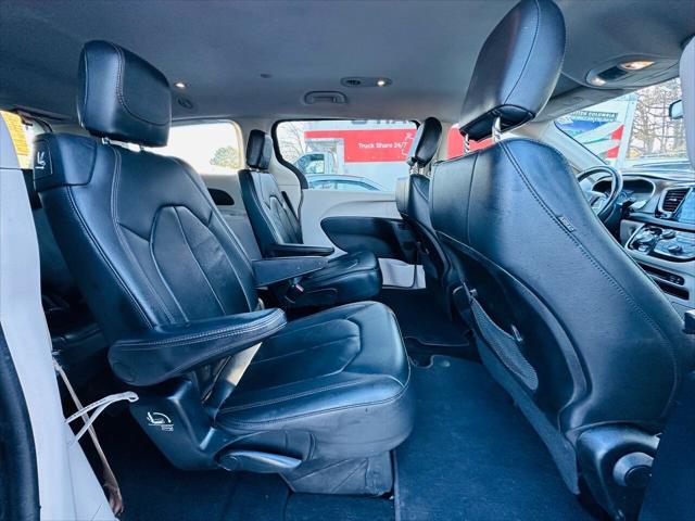 used 2017 Chrysler Pacifica car, priced at $11,999