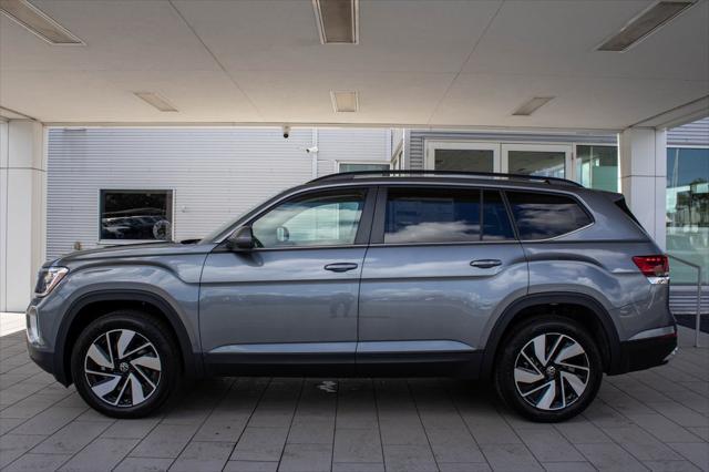 new 2025 Volkswagen Atlas car, priced at $43,084
