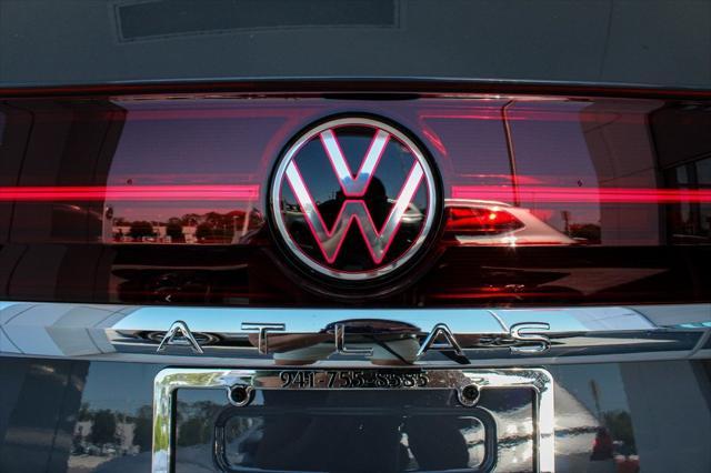 new 2025 Volkswagen Atlas car, priced at $52,703