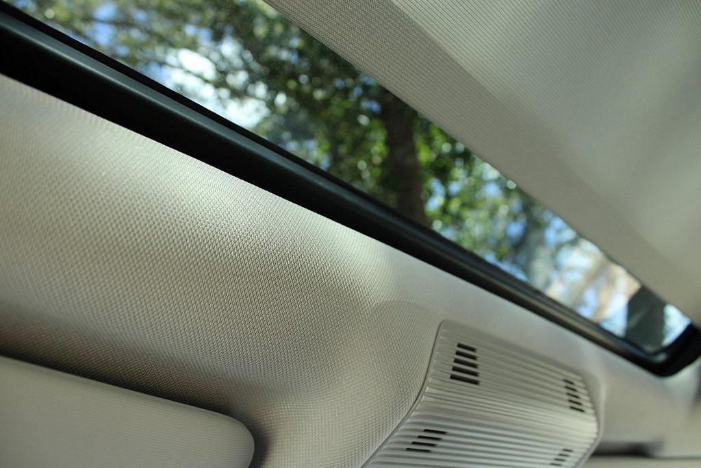 new 2025 Volkswagen Atlas car, priced at $42,896