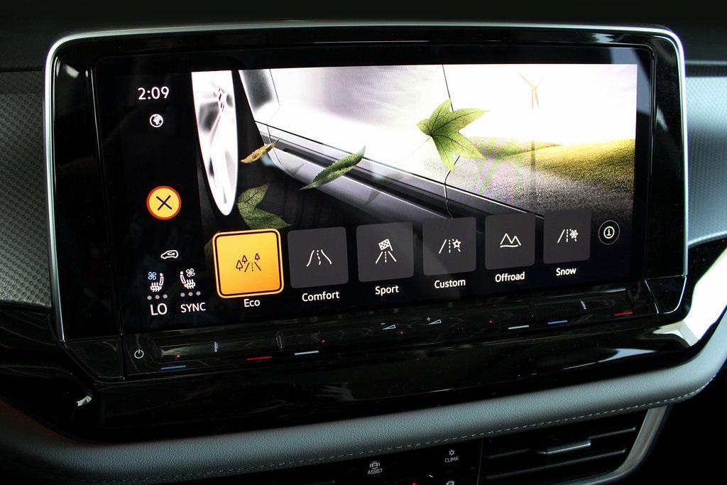 new 2025 Volkswagen Atlas car, priced at $42,896