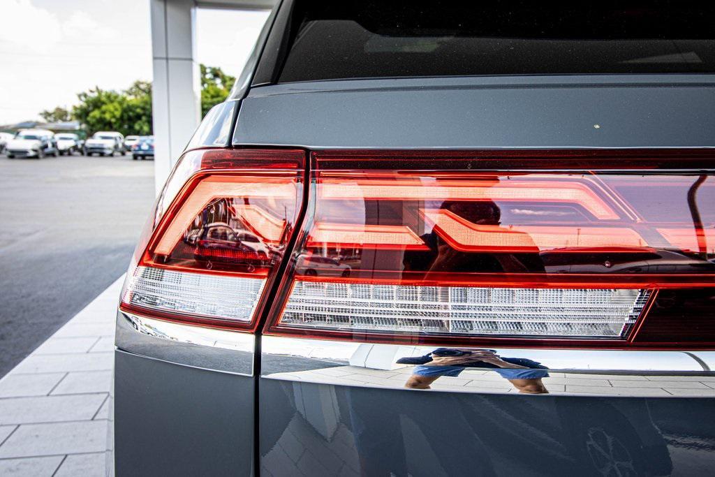 new 2026 Volkswagen Atlas Cross Sport car, priced at $43,995