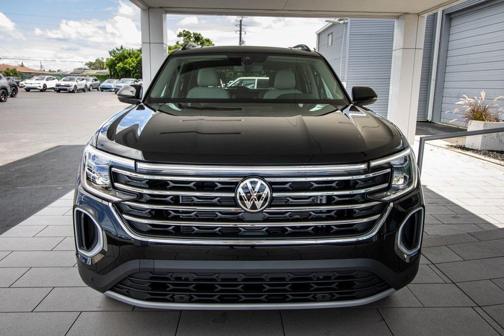 new 2026 Volkswagen Atlas car, priced at $45,712