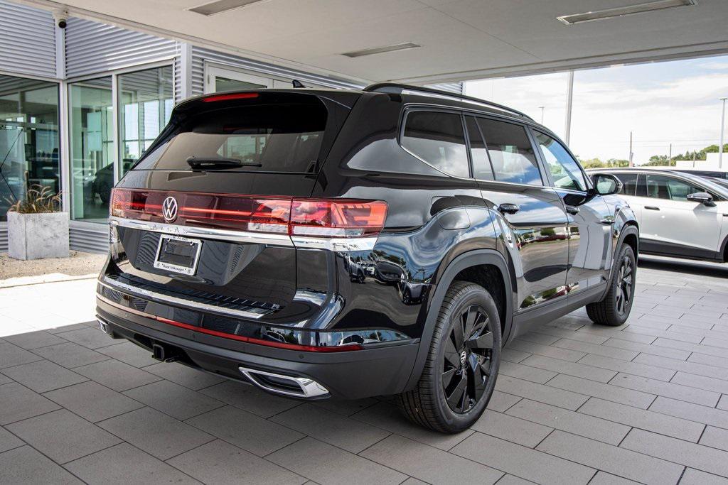 new 2026 Volkswagen Atlas car, priced at $45,712