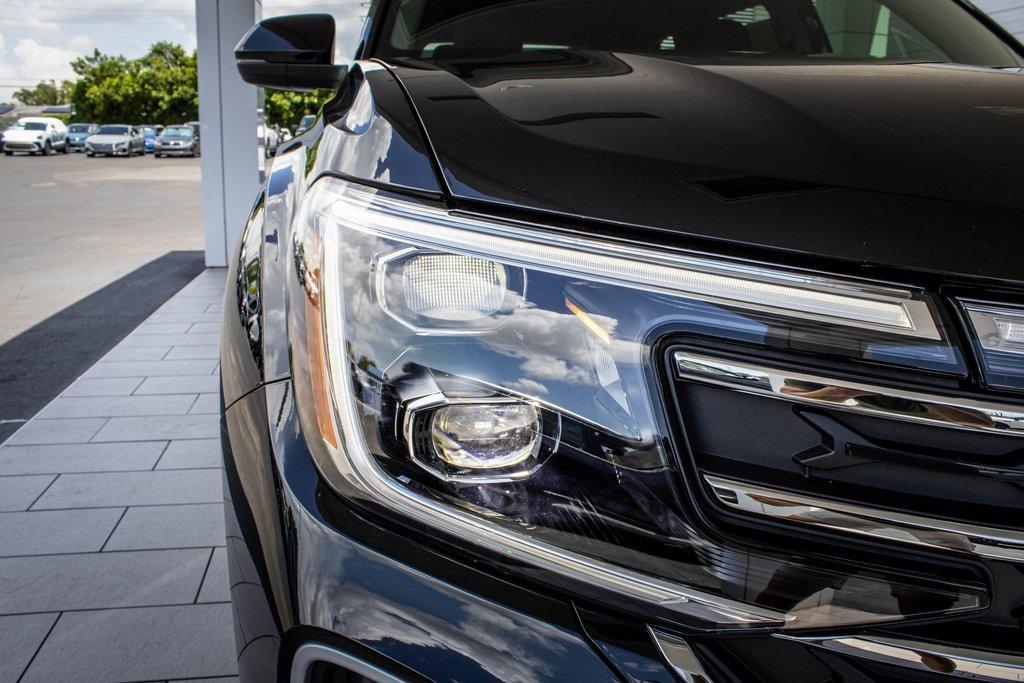new 2025 Volkswagen Atlas car, priced at $41,811
