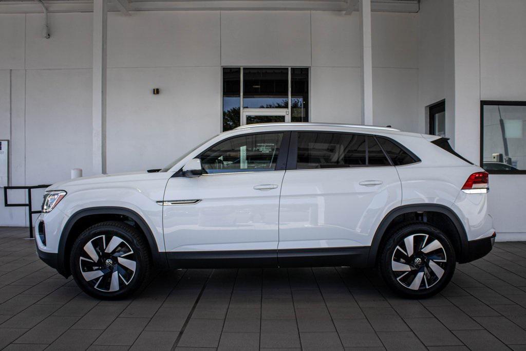 new 2025 Volkswagen Atlas Cross Sport car, priced at $39,893