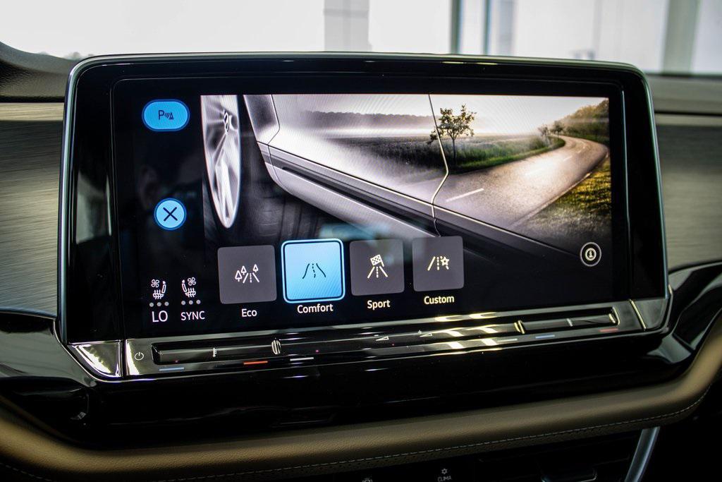 new 2025 Volkswagen Atlas Cross Sport car, priced at $39,893