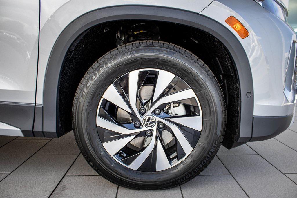 new 2025 Volkswagen Tiguan car, priced at $29,741