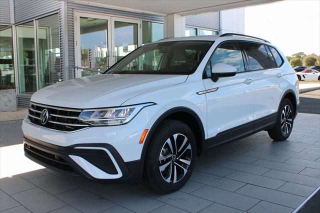 new 2024 Volkswagen Tiguan car, priced at $27,025