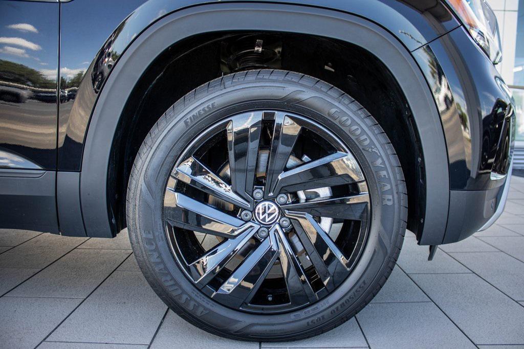 used 2022 Volkswagen Atlas Cross Sport car, priced at $27,995