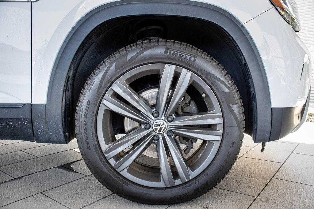 used 2020 Volkswagen Atlas Cross Sport car, priced at $19,995