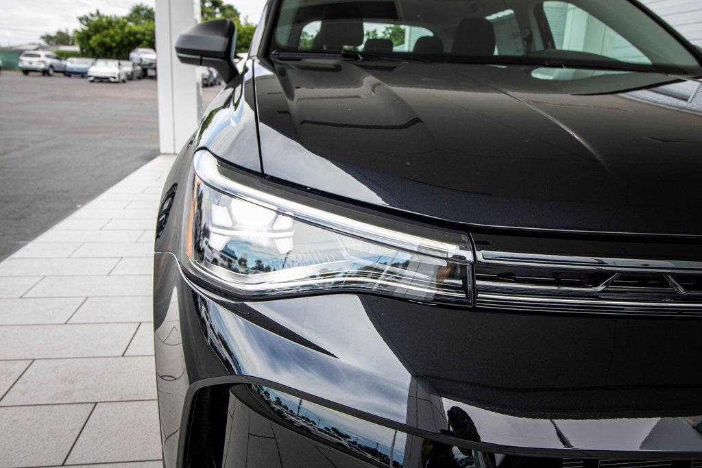 new 2025 Volkswagen Taos car, priced at $26,153