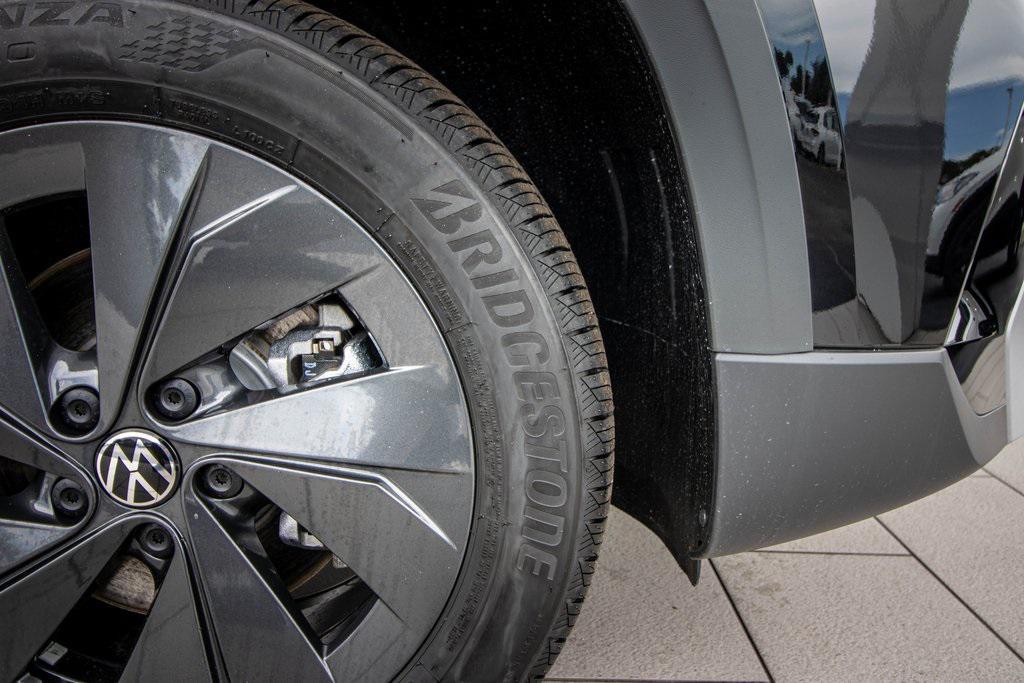 new 2025 Volkswagen Taos car, priced at $26,153