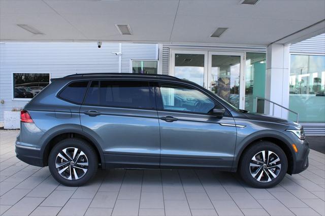 new 2024 Volkswagen Tiguan car, priced at $27,025