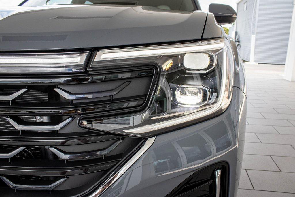 new 2025 Volkswagen Atlas Cross Sport car, priced at $51,129