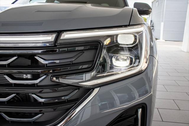 new 2025 Volkswagen Atlas Cross Sport car, priced at $52,879
