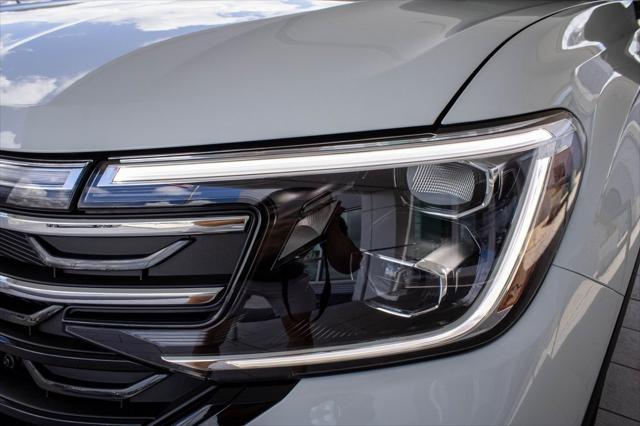 new 2025 Volkswagen Atlas car, priced at $44,932