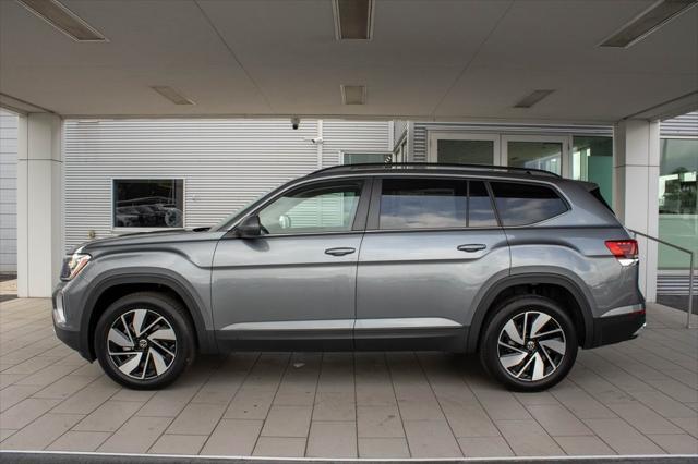 new 2025 Volkswagen Atlas car, priced at $42,486