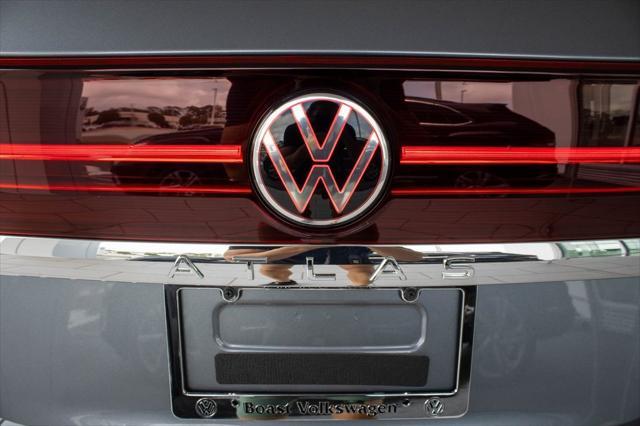 new 2025 Volkswagen Atlas car, priced at $42,486