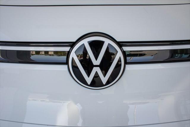 new 2025 Volkswagen ID.4 car, priced at $40,720