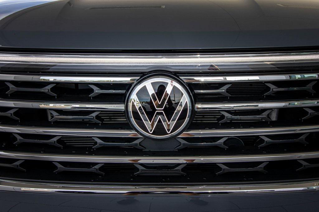 used 2025 Volkswagen Atlas car, priced at $37,995