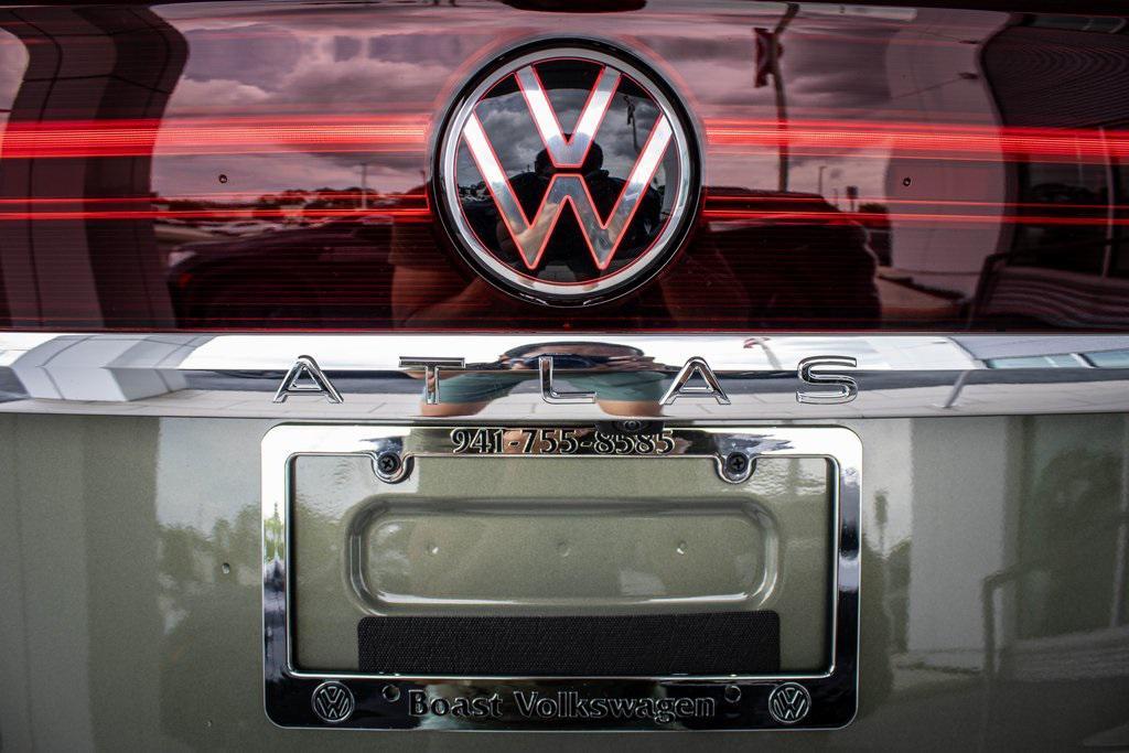 new 2026 Volkswagen Atlas Cross Sport car, priced at $43,026